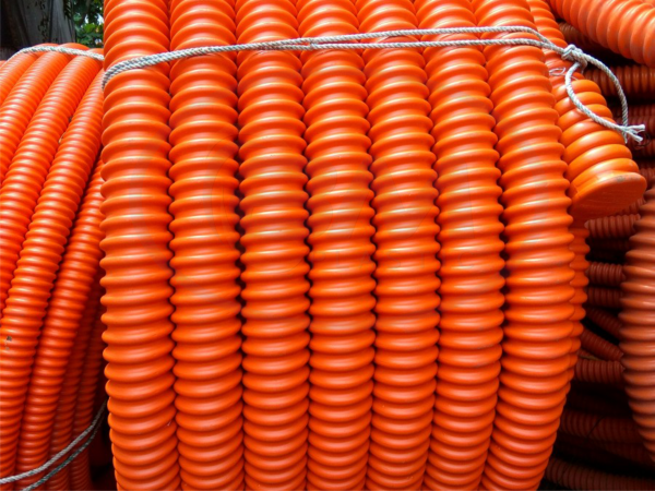 Ống nhựa HDPE gân xoắn luồn dây điện - ống Nhựa HDPE Bảo Minh - Công Ty TNHH Sản Xuất Thương Mại XNK Nhựa Bảo Minh
